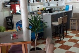 Potrebne radnice, Caffe Enigma, Zrenjanin
