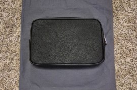 Odeća i obuća, Muški aksesoari, 250 €, Kozna torbica Cristian Dior, Korišćeno