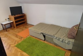 Izdajem kuću 60m2, Učiteljsko naselje Zvezdara, Beograd (Zvezdara)