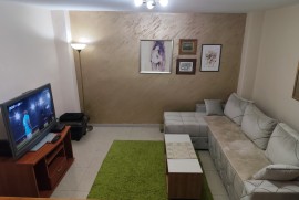 Izdajem kuću 60m2, Učiteljsko naselje Zvezdara, Beograd (Zvezdara)