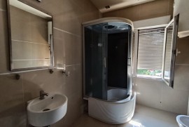 Izdaje se smeštaj za radnike – Zelengorska 2, Zemun, Beograd (Zemun)