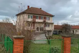 Na prodaju kuća-Lazarevac, Stepojevac