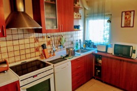 Zemun, Karađorđev trg-soba izdavanje