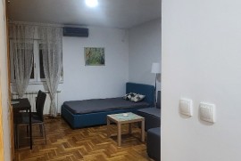 iznajmljujem stan,Dusanovac, Lekino brdo, Djordja Kratovca, 30 m², Beograd (Voždovac)