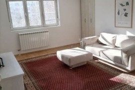 Izdajem komforan dvosoban stan kod Djeram pijace, 56 m², Beograd (Zvezdara)
