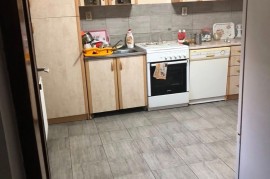 Prodajem kucu Usije-Golubac, Usije