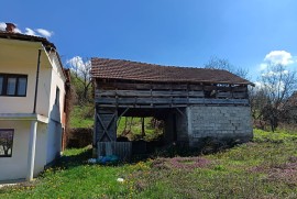 Velika kuca+mala kuca+stala/kotobanja+zemlje (4 ari), Vitanovac