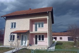 Prodajem kucu u Vrnjackoj Banji, Ruđinci