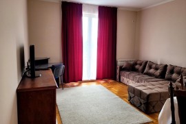 Lep dvosoban stan sa divnim pogledom, 44 m², Beograd (Zvezdara)