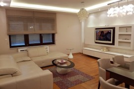Izdajem ili prodajem LUX stan Beograd-Vozdovac, 75 m², Beograd (Voždovac)