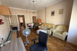 Izdaje se jednoiposoban namesten stan u ulici Kraljice Natalije, 48 m², Beograd (Stari Grad)