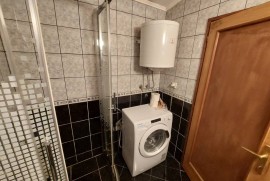 Izdajem stan u Krnjaci, garsonjera 22 kvadrata za jednu osobu, 22 m², Beograd (Palilula)