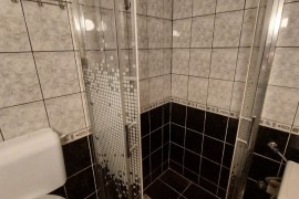 Izdajem stan u Krnjaci, garsonjera 22 kvadrata za jednu osobu, 22 m², Beograd (Palilula)