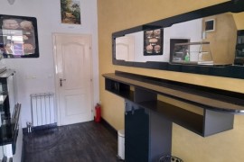 Izdajem opremljen lokal, pekara, proizvodnja kolača, kuhinja Inđija