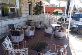 Potrebne radnice, Caffe Enigma, Zrenjanin