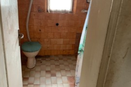 Prodajem kucu sa zemljistem Poljanice-Ljig, Poljanice