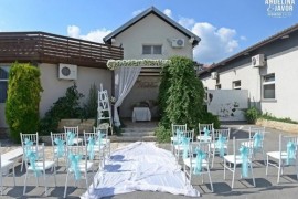 Tiffany stolice, Bačka Palanka