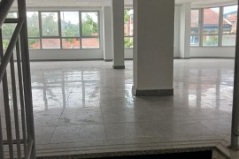 Izdaje se lokal u centru Arandjelovca