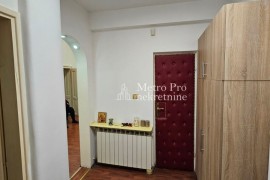 Dvoiposoban stan na prodaju, Slavija, 42m2 + 15m2 terasa, Beograd (Savski Venac)