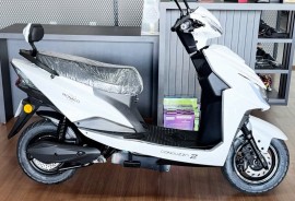 Prodajem električni skuter motocikl 1000 vati Conduzza