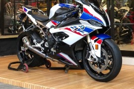 Prodajem najbolji superbajk iz 2020. BMV S1000RR