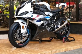 Prodajem najbolji superbajk iz 2020. BMV S1000RR