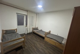 Izdajem smestaj za radnike Dobanovci - Surcin, Beograd