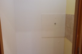 Izdajem lokal površine 18 m2 Bogdana Tirnanica 12, kod Lidla