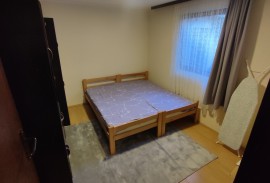 Iznajmljujem stan-Kumodraz, 30 m²