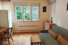 Garsonjera za izdavanje, Banovo Brdo, 22 m², Beograd (Čukarica)