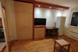 Garsonjera za izdavanje, Banovo Brdo, 22 m², Beograd (Čukarica)