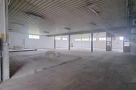 Iznajmljujem magacinski i kancelarijski prostor - Zemun 