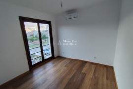 Novogradnja, uknjizen, Borca, 4.0, 86m2, Borča